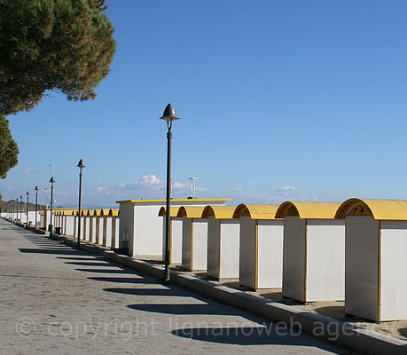 Die Kabine am Strand von Grado foto